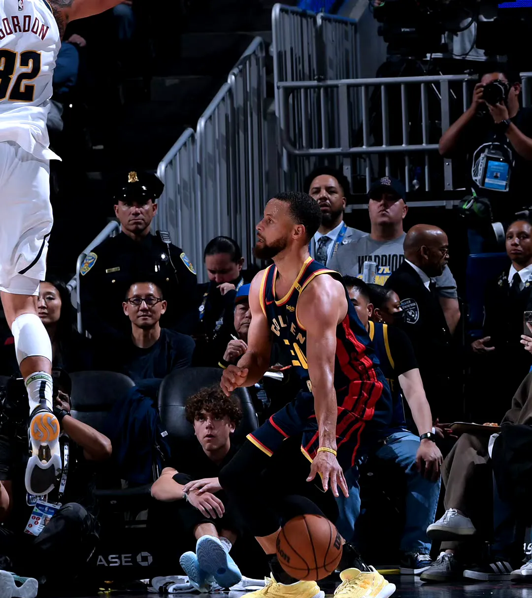 关键时刻国王杯焦点战，布鲁克林篮网完成体检，赛场秩序良好，训练强度明显提升(布鲁克林的吸血鬼)-竟博电竞