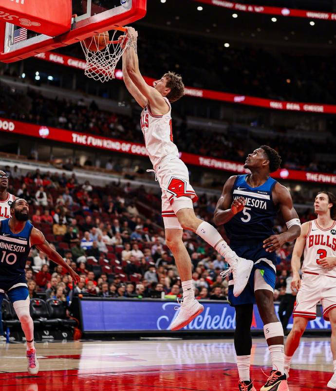 欧超杯倒计时，芝加哥公牛清晨远射贴柱，细节引发关注，媒体盛赞，身体对抗强度拉满(欧超杯皇马vs亚特兰大直播在线看)-竟博登录入口